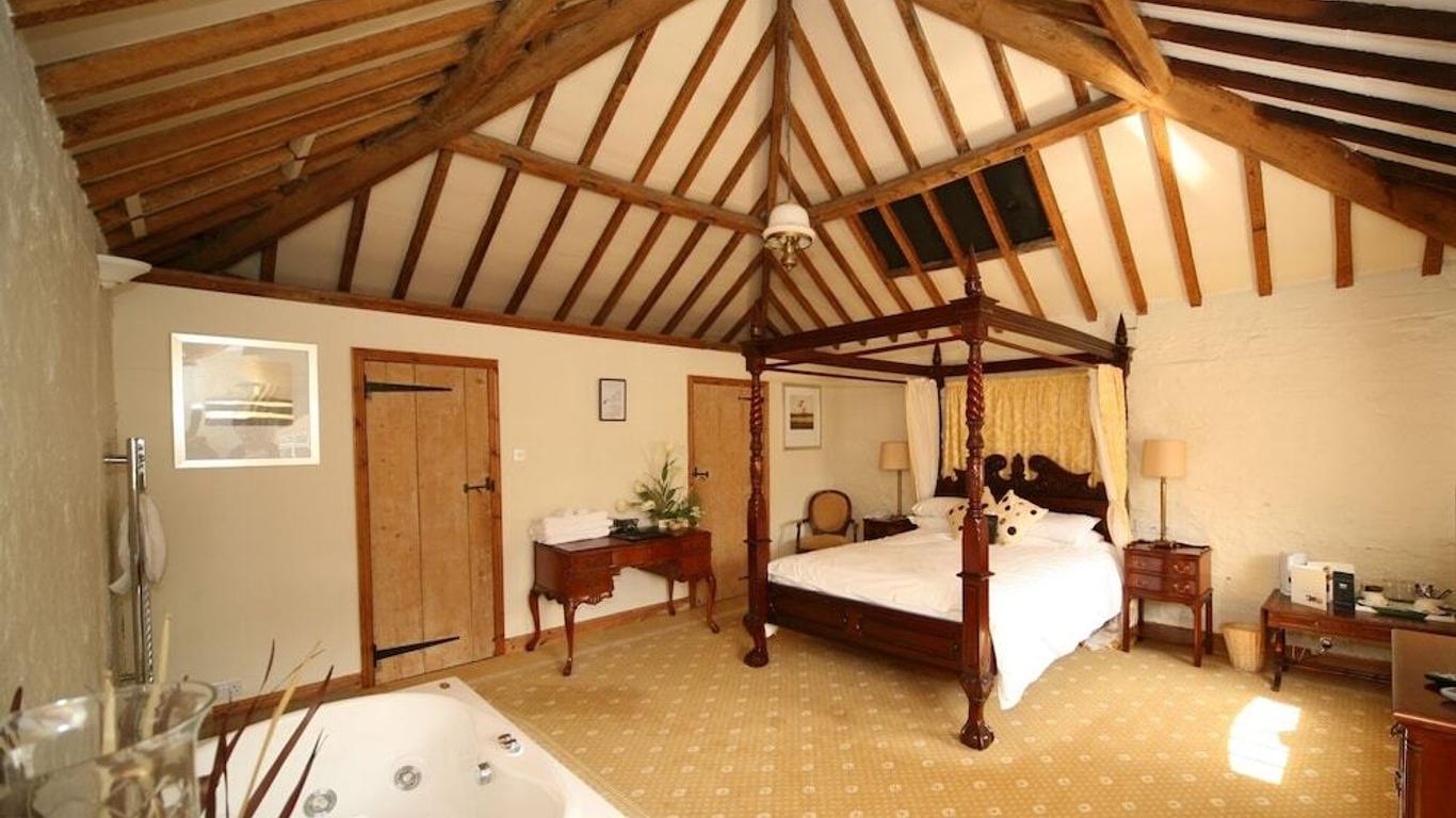 Caistor Hall Hotel