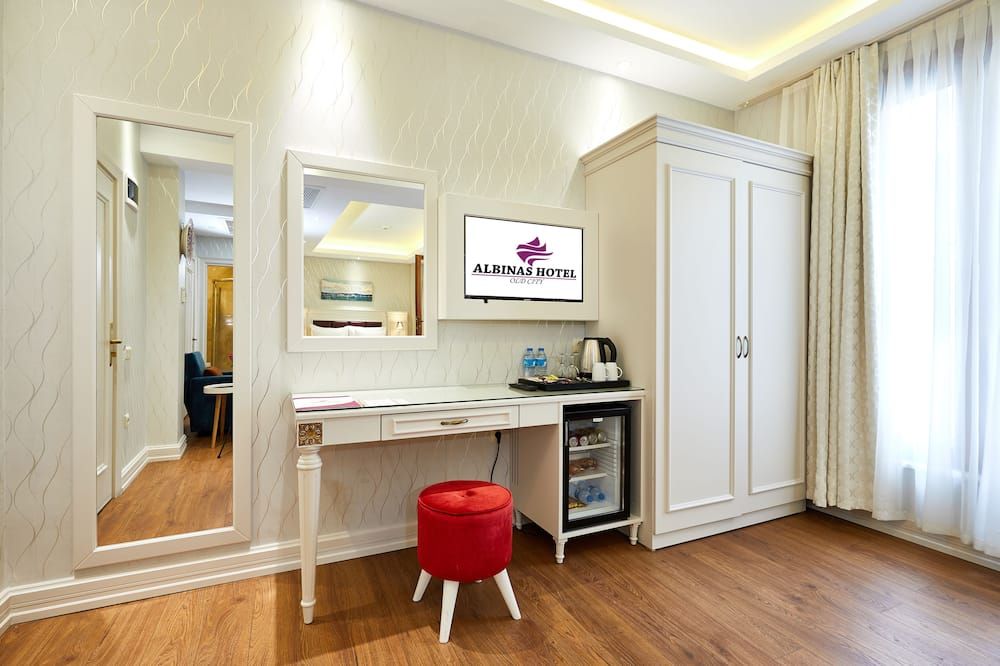 Room amenity