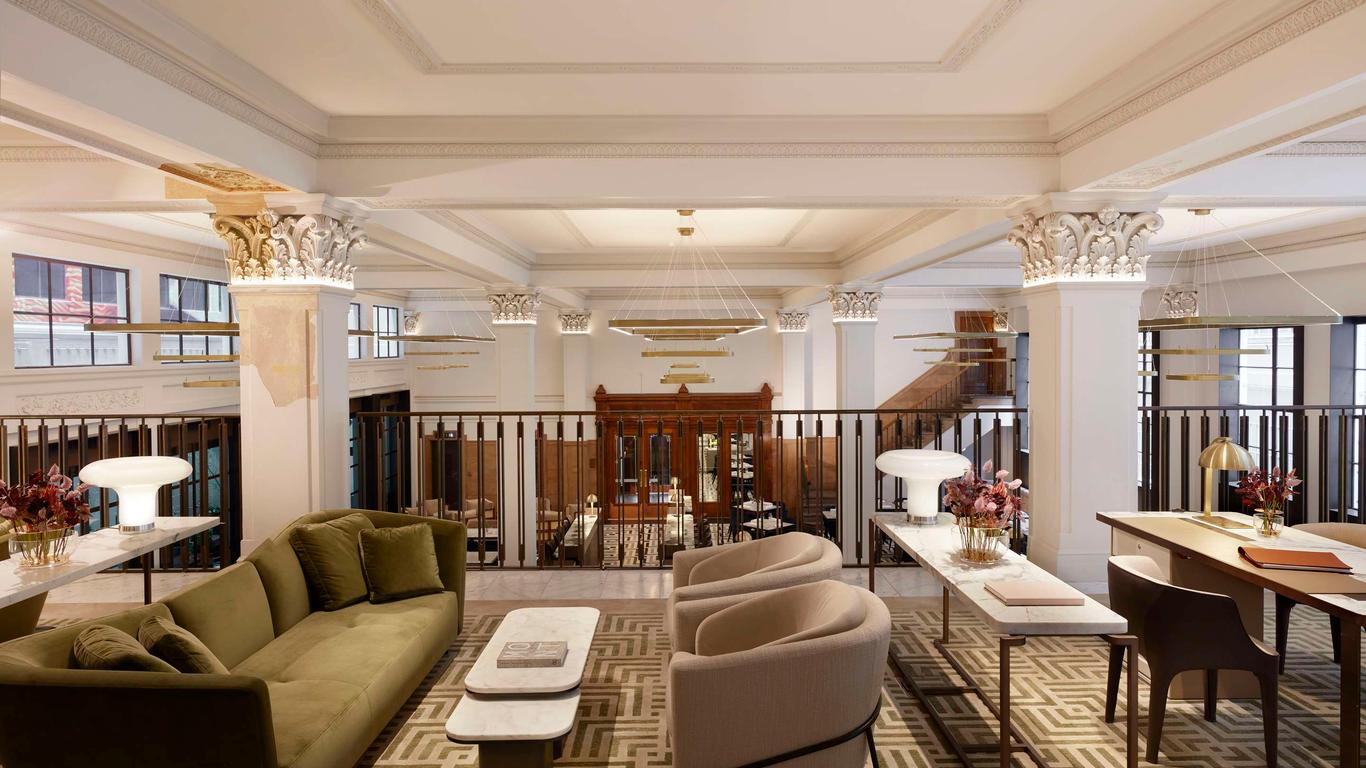 Hilton Melbourne Little Queen Street