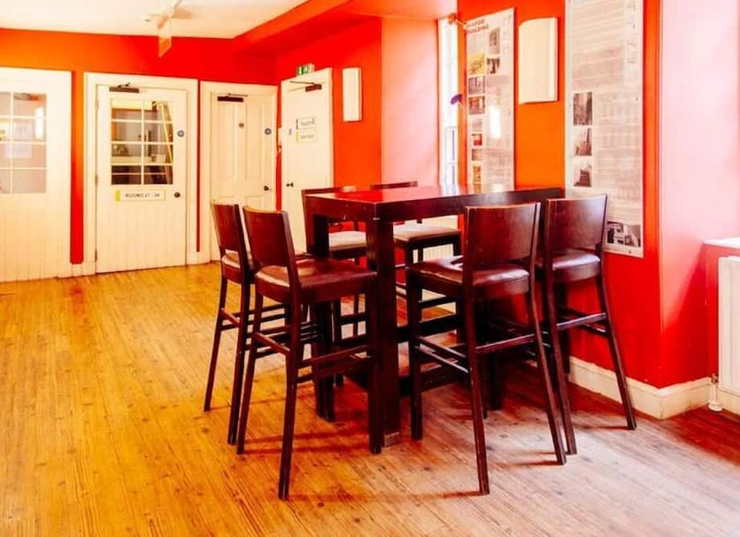 Dining room Photo