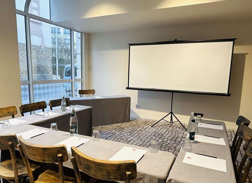 Conference room Photo