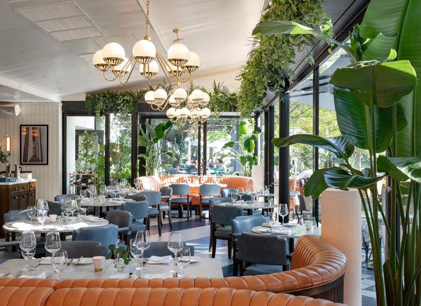 Restaurant Photo
