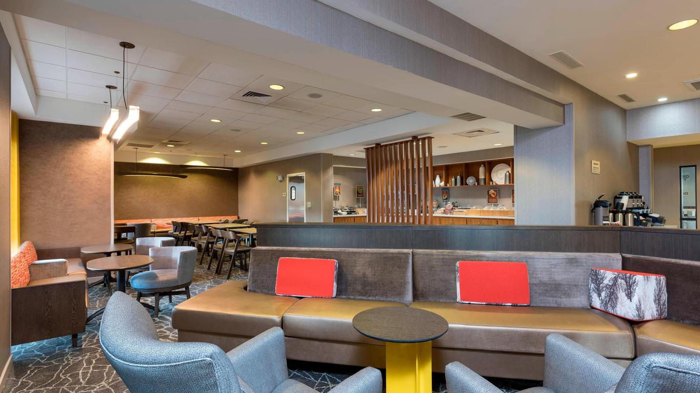 SpringHill Suites by Marriott Grand Rapids North