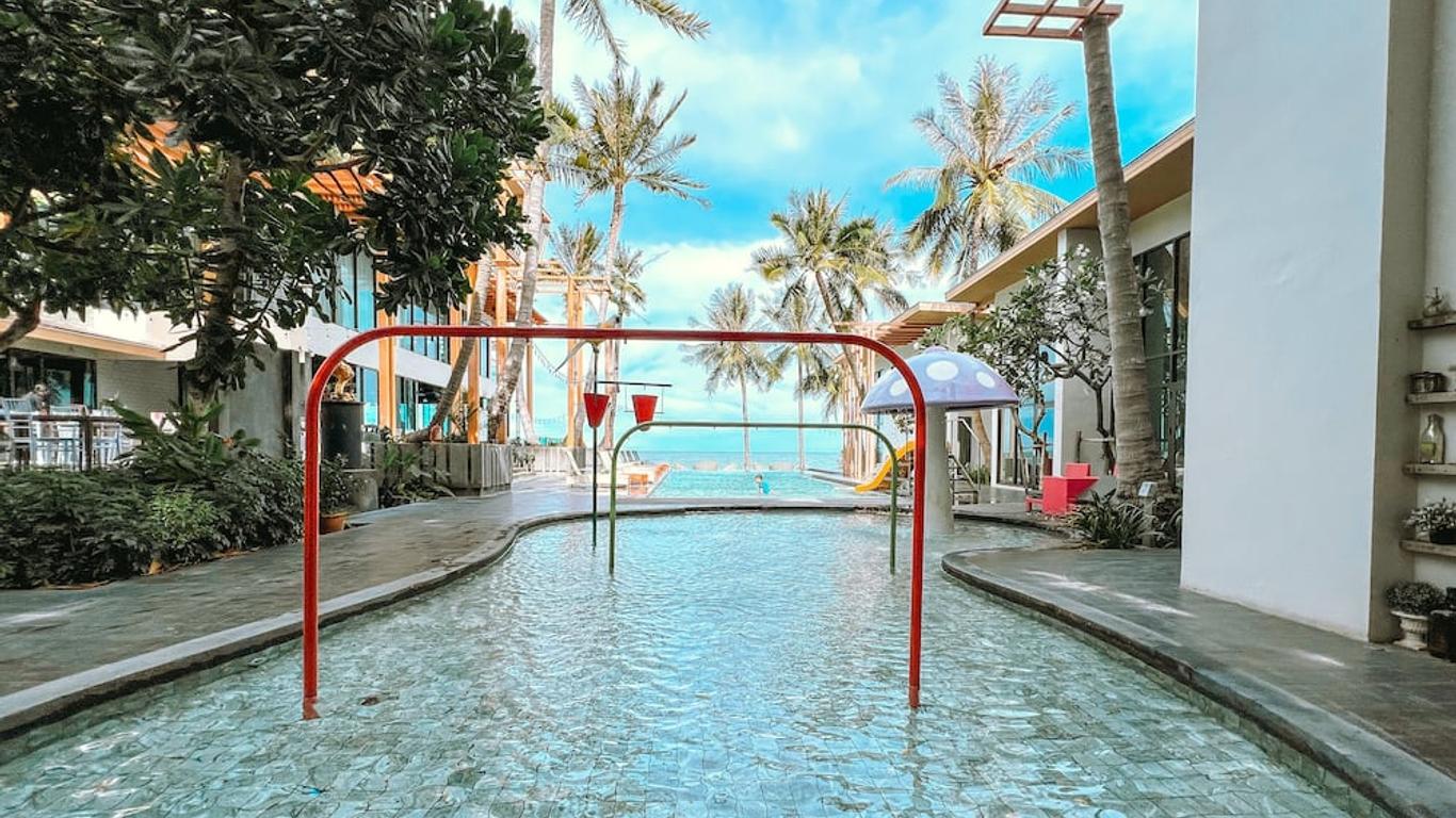 Eco Cozy Beachfront Resort Chaam