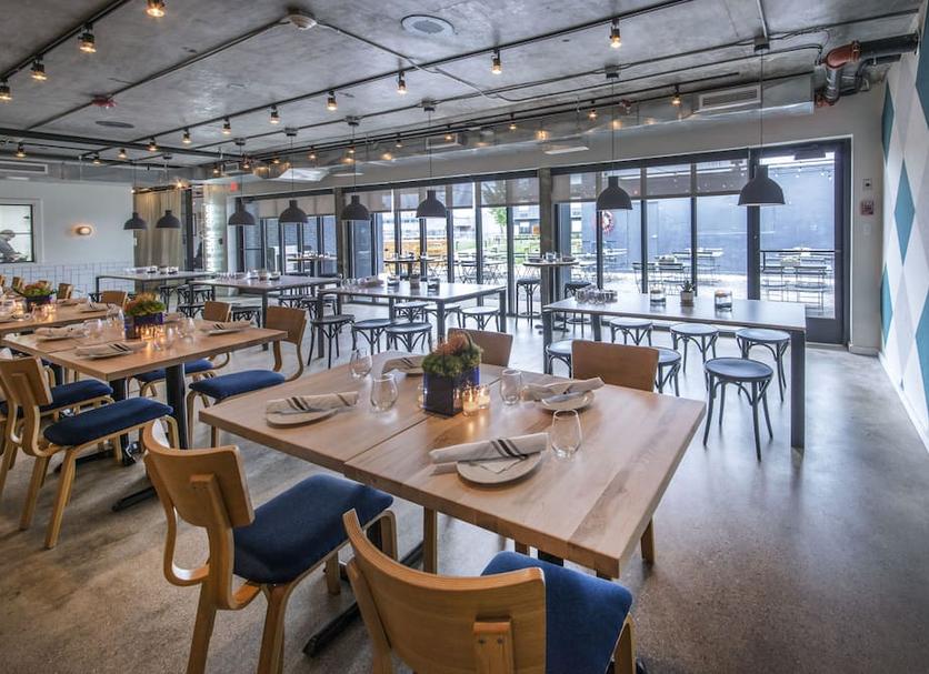 Restaurant Photo