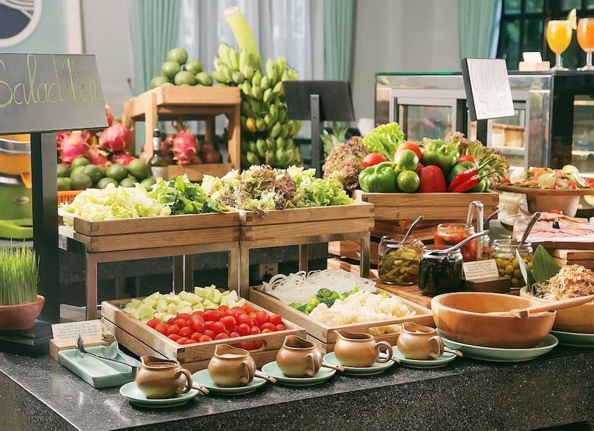 Buffet Photo