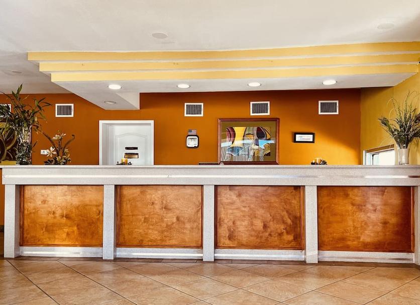 Front desk Photo
