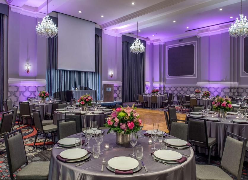 Banquet hall Photo