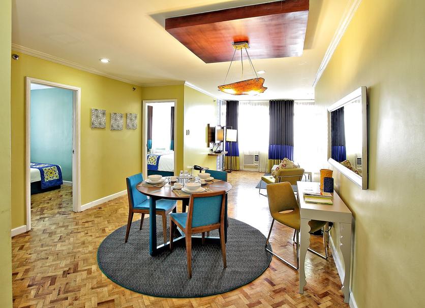 Dining room Photo
