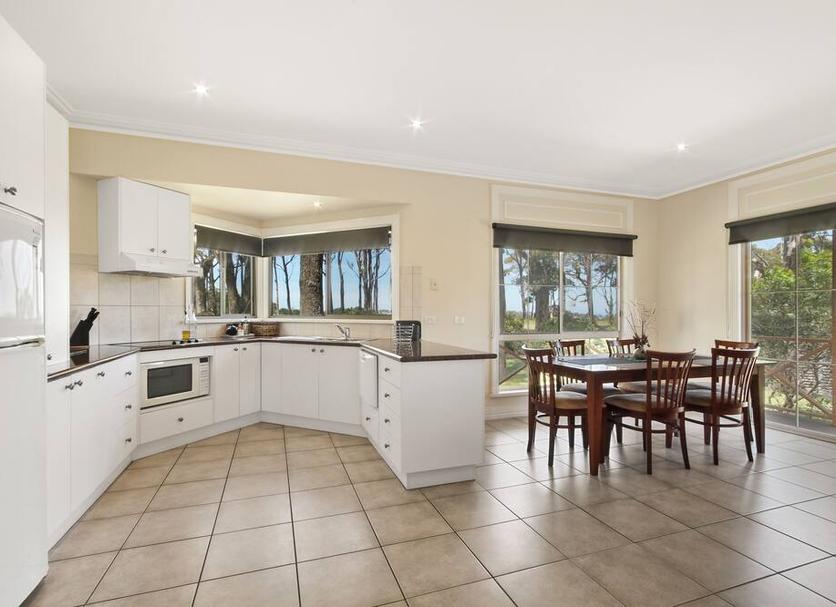 Kitchen Photo