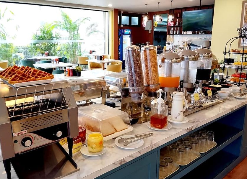 Buffet Photo