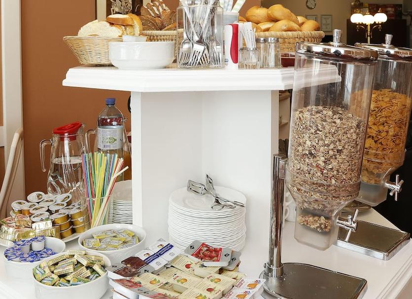 Buffet Photo