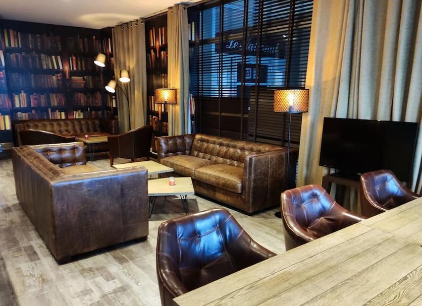 Lounge Photo