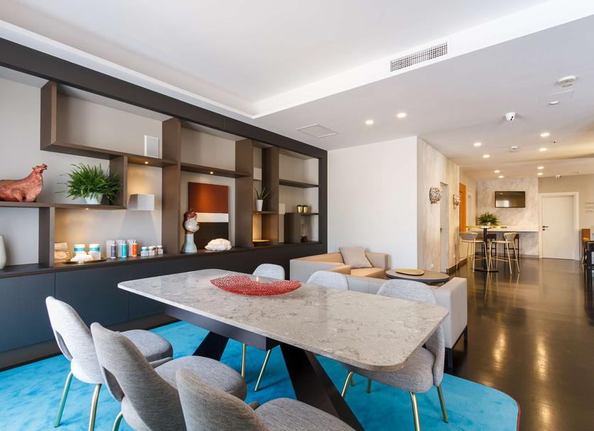 Dining room Photo