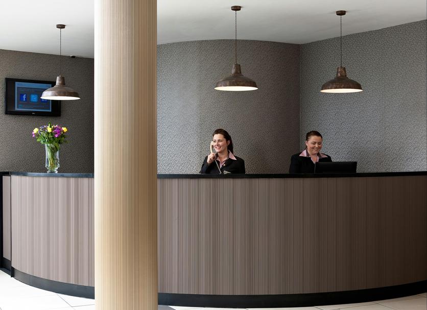 Front desk Photo