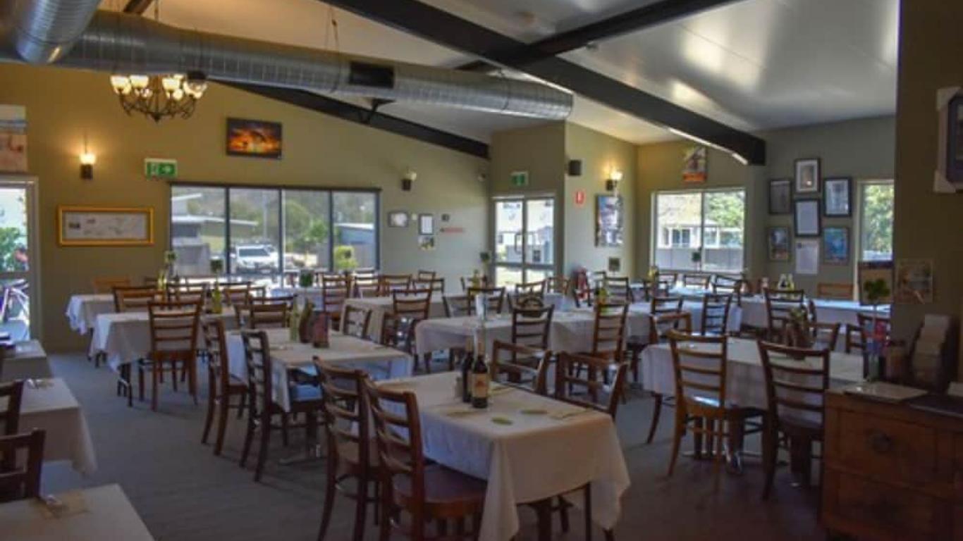 Dooleys Springsure Tavern and Motel