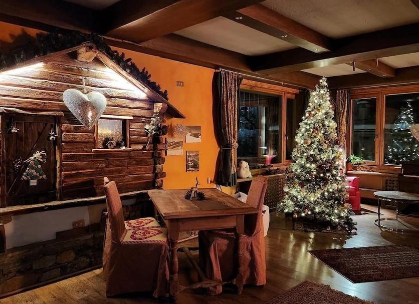 Dining room Photo