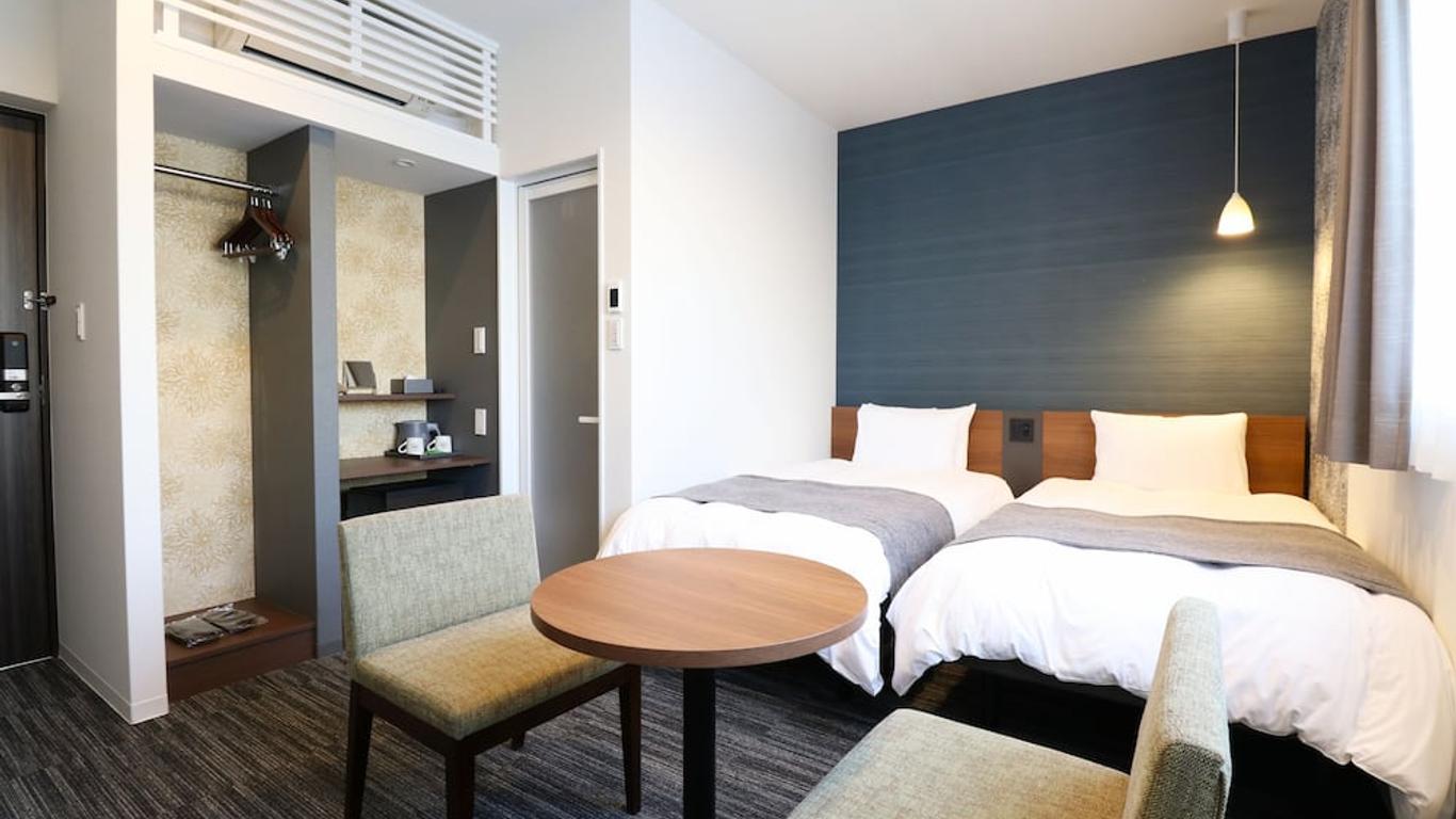 M's Hotel Nijojo Oike