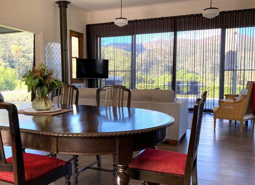 Dining room Photo