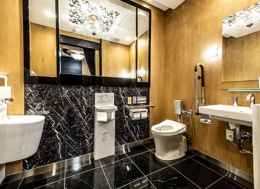Bathroom Photo