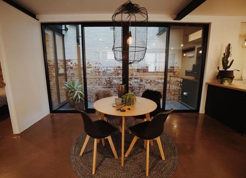 Dining room Photo