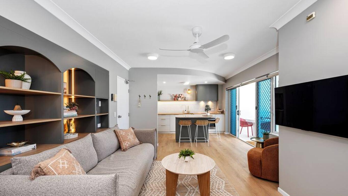 Koola Beach Apartments Bargara