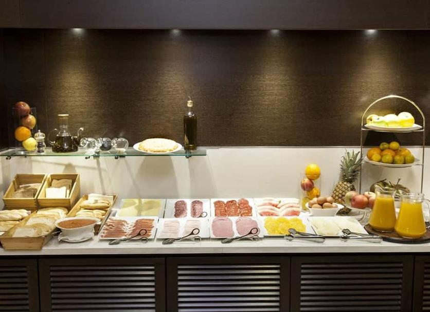 Buffet Photo
