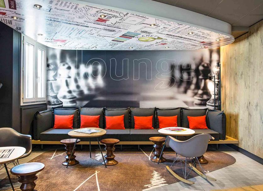 Lounge Photo