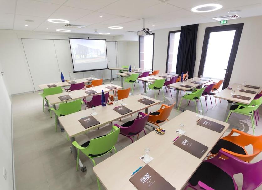 Conference room Photo