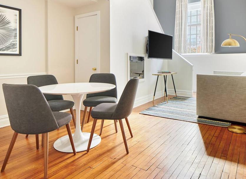 Dining room Photo