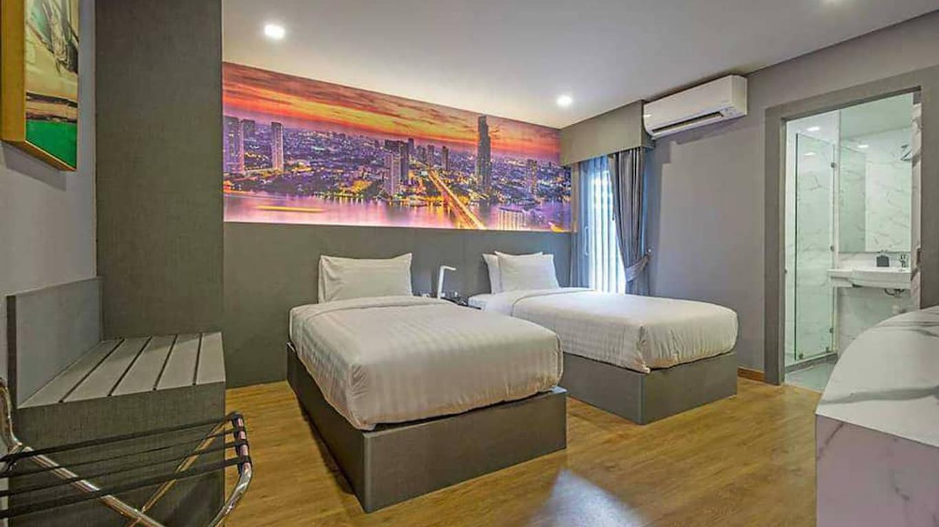 Hyde Park Hotel Bangkok