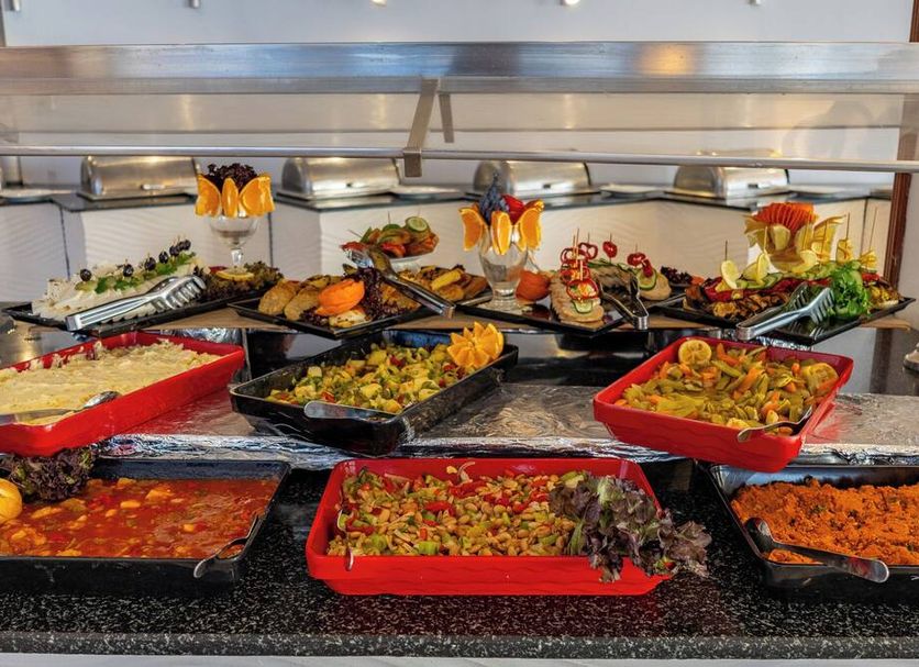 Buffet Photo