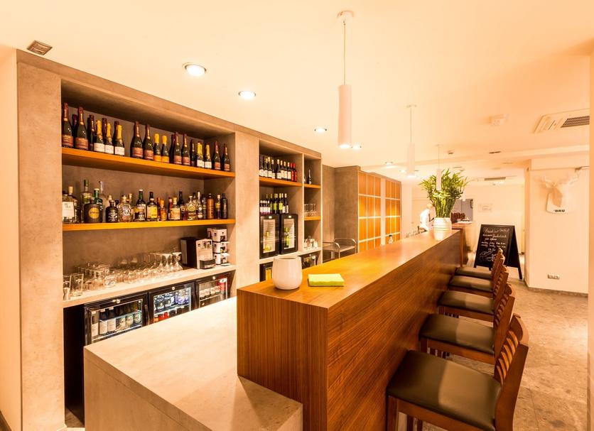 Bar Photo
