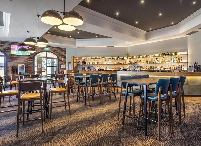 Bar Photo
