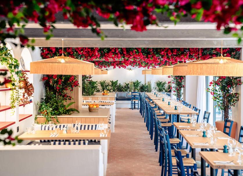 Restaurant Photo