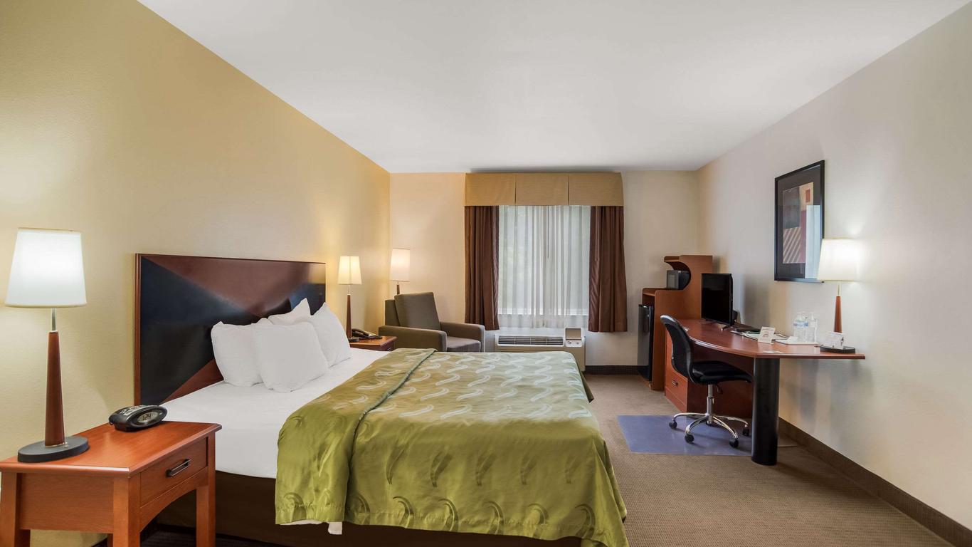 Quality Inn and Suites Chambersburg