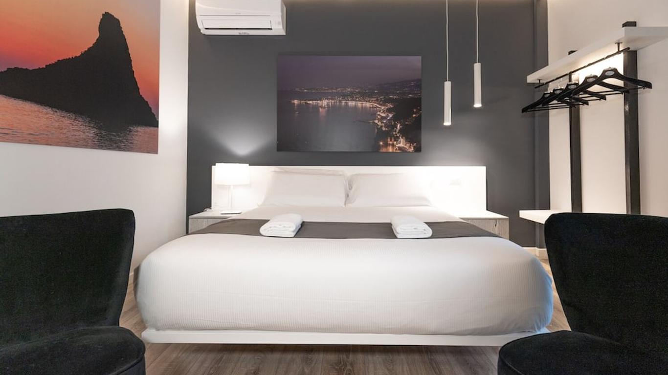 Sicily 4 Suite