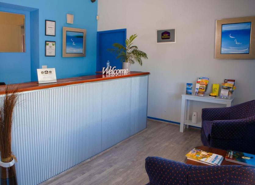 Front desk Photo