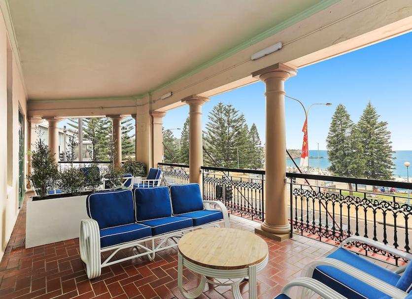 Balcony Photo