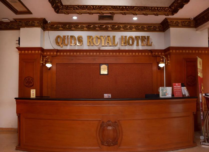 Front desk Photo