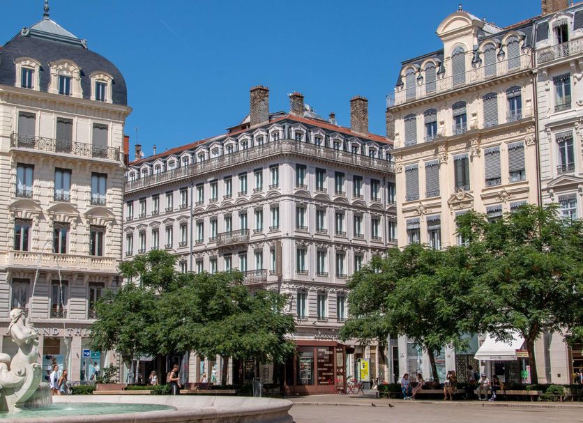 Building Photo