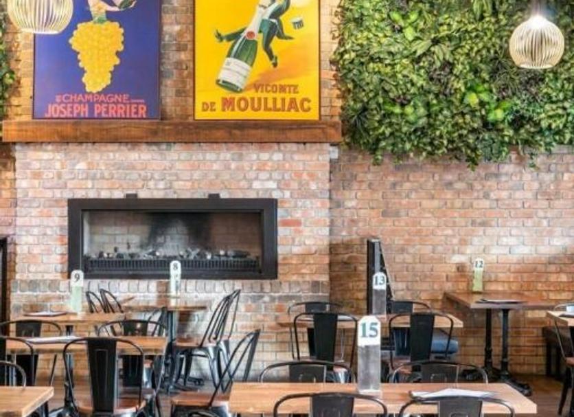 Restaurant Photo