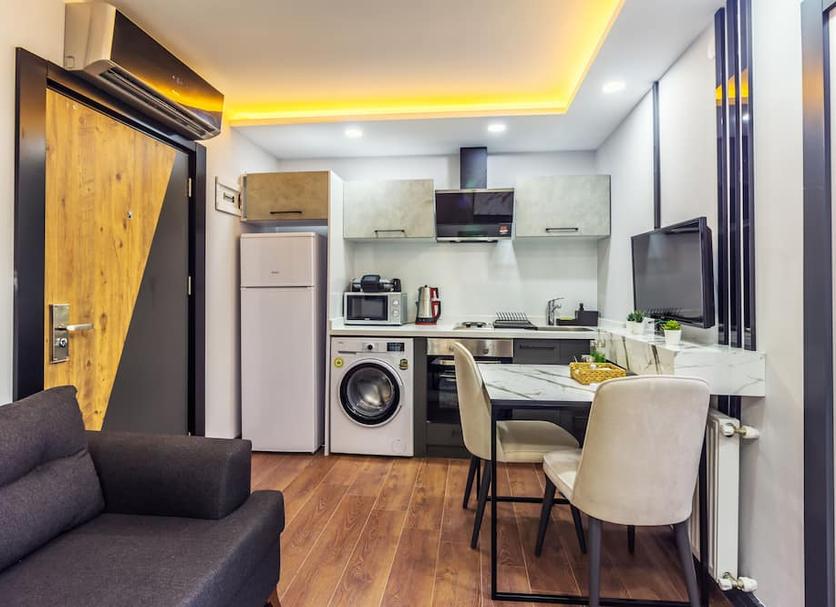 Kitchen Photo