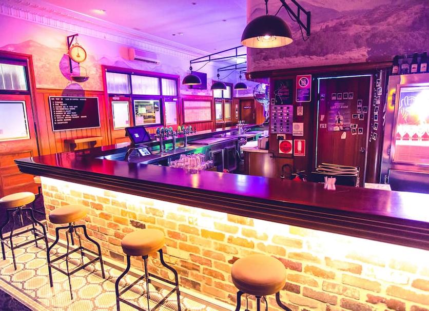 Bar Photo