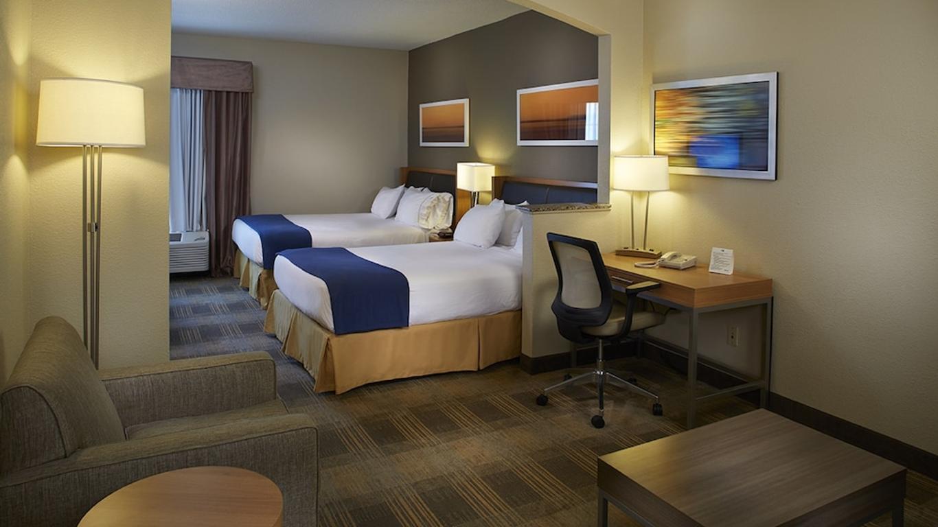Holiday Inn Express & Suites Orangeburg