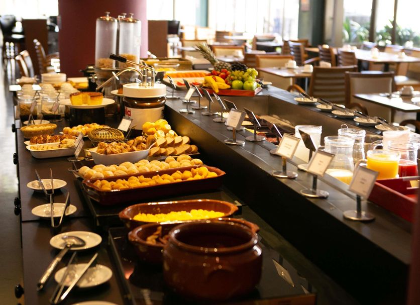 Buffet Photo