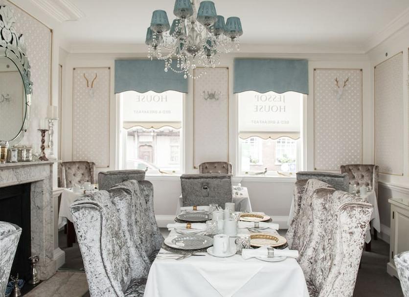 Dining room Photo