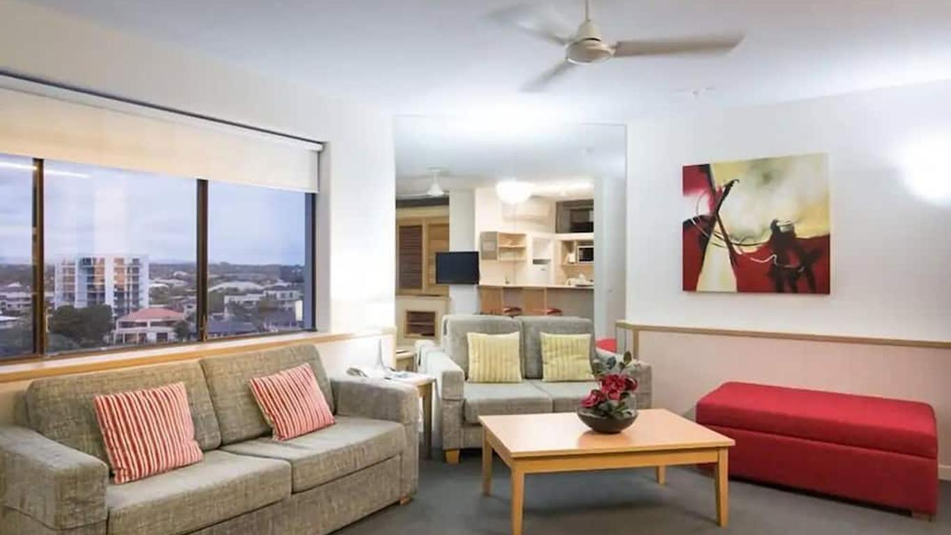 Tiki Hotel Apartments Surfers Paradise