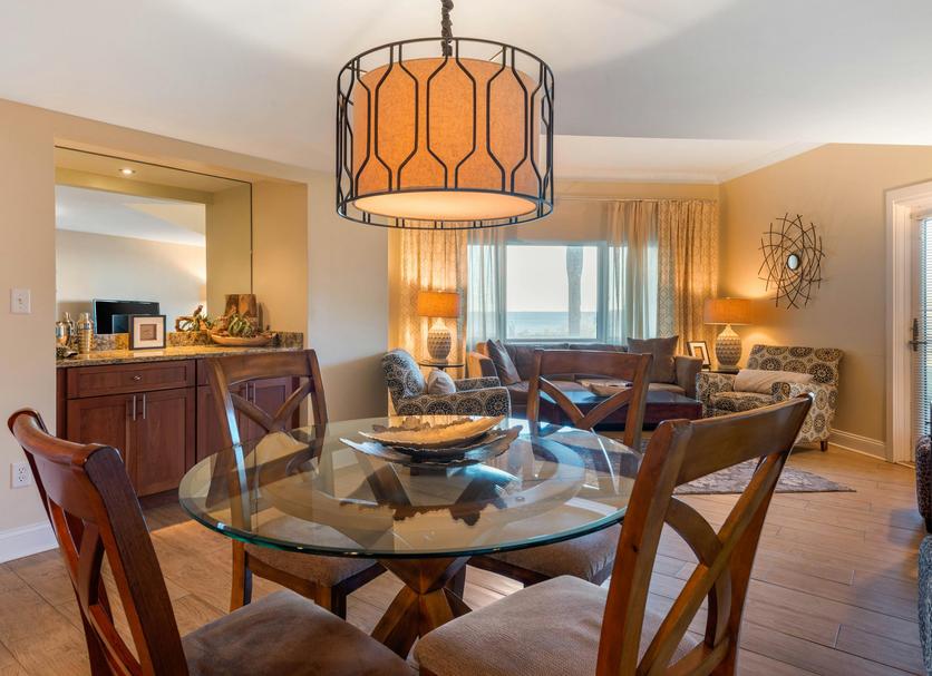Dining room Photo