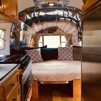 Silver Fox ~ Airstream In Apple-Orchard ~15 Minutes From Downtown Durango